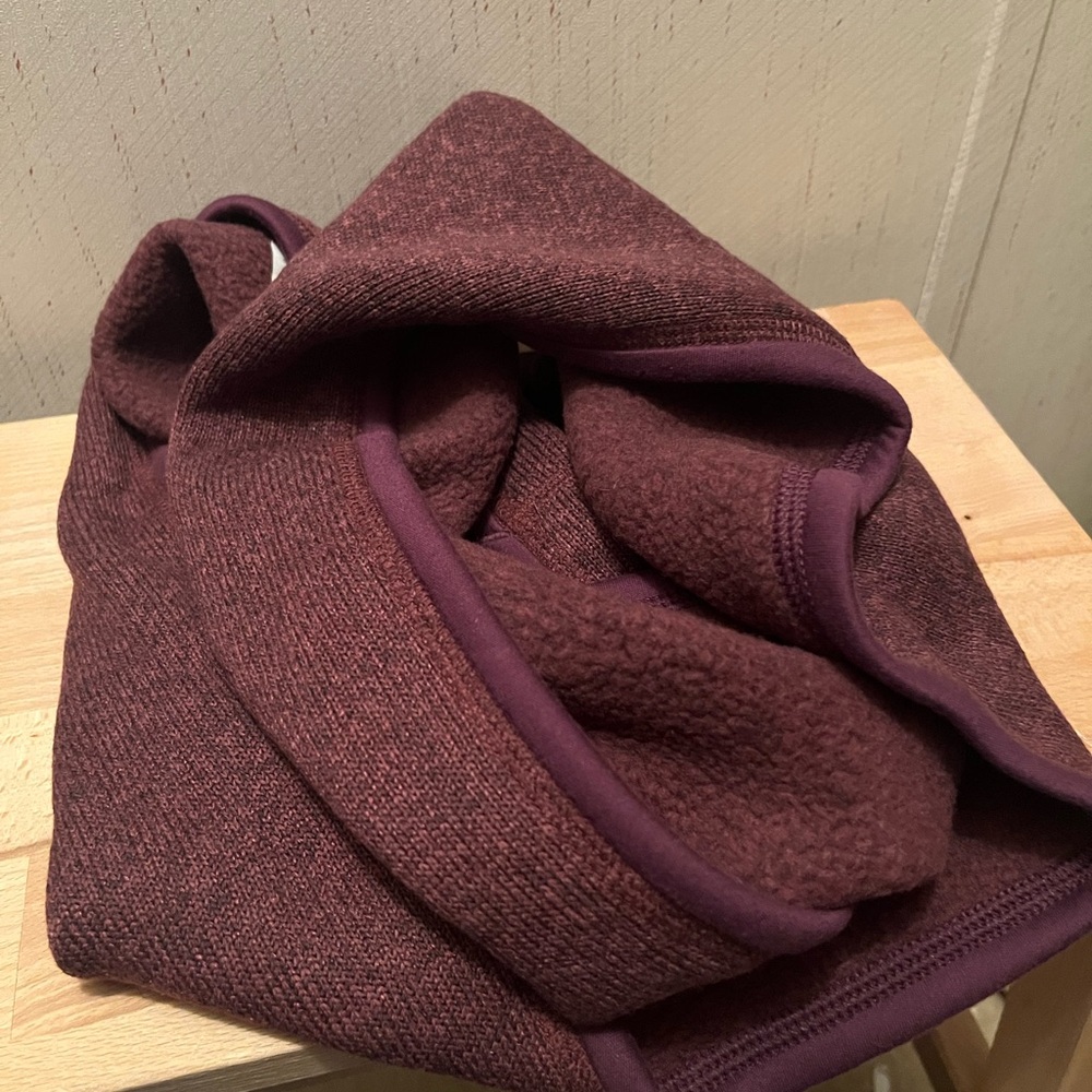 Patagonia better sweater Plum Knit Scarf